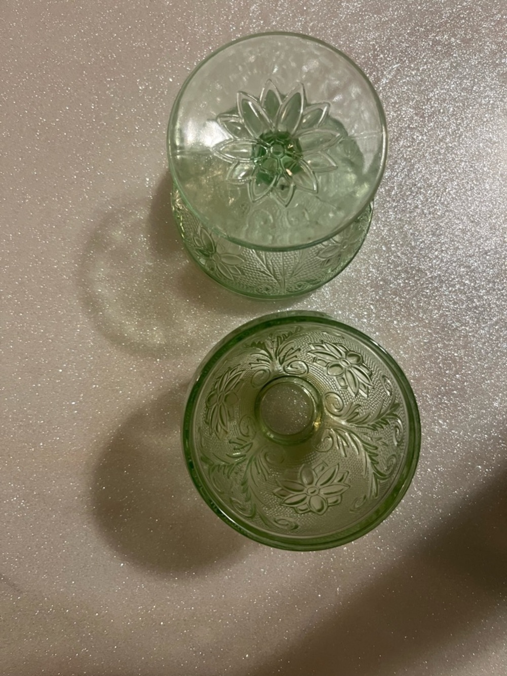 Chantilly Fairy Lamp, no chips or cracks. - Picture 4 of 4